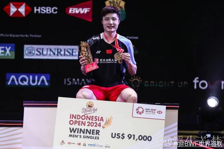 石宇奇止步无缘决赛,中国队在印尼公开赛两项挺进冠军争夺 石宇奇止步无缘决赛,中国队在印尼公开赛两项挺进冠军争夺