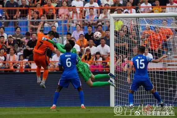 青岛西海岸主场战平云南玉昆 青岛西海岸主场战平云南玉昆