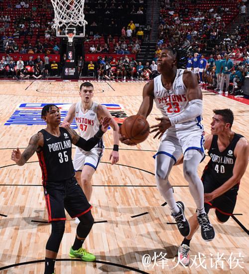 艾维3+1绝杀活塞助国王吞5连败 开拓者险胜爵士 艾维3+1绝杀活塞助国王吞5连败 开拓者险胜爵士